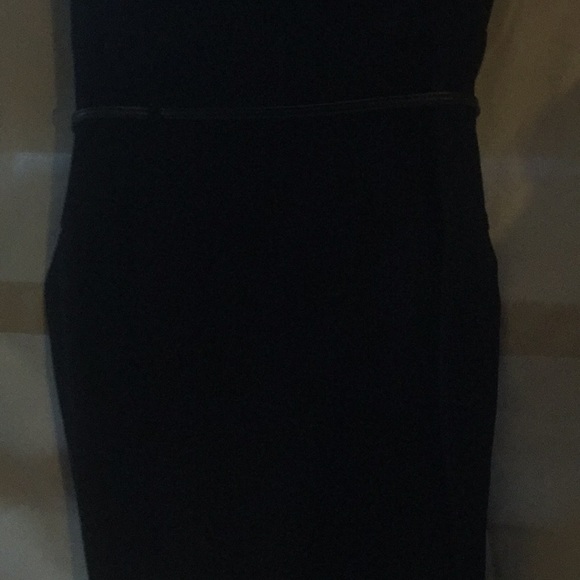 Dress - Picture 6 of 8